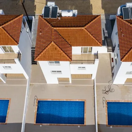 Villa Contemporary 3 Bedroom Villa With A Private Pool Outside Paphos *